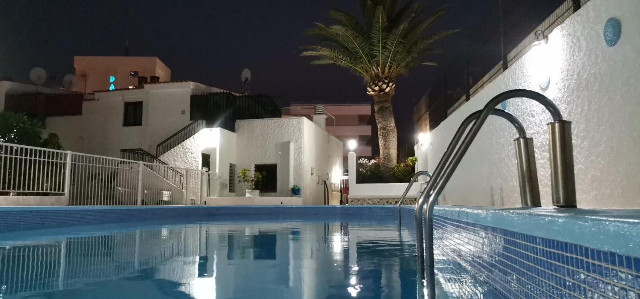 Apartamento Playa Las Americas プラヤ・デ・ラス・アメリカス エクステリア 写真